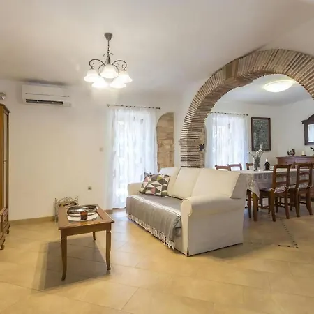 House Matija Ferienhaus Svetvinčenat