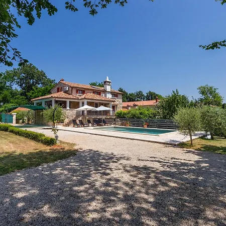 House Matija Ferienhaus *